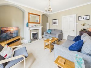 Family Room- click for photo gallery